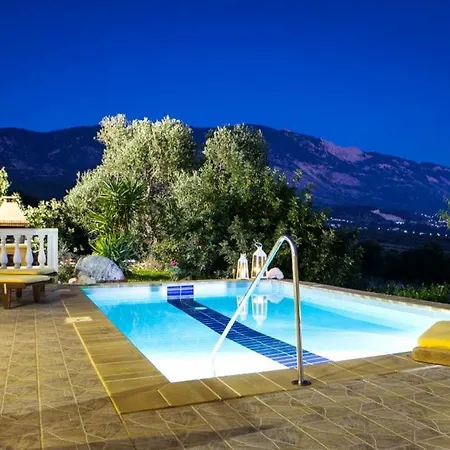 Sleeps 4