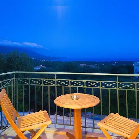 Sleeps 4 *