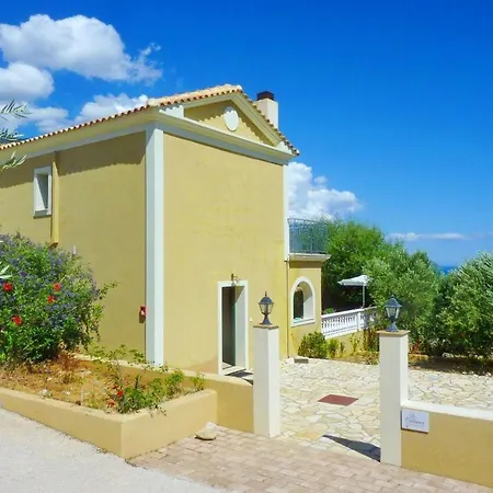 Sleeps 4 *